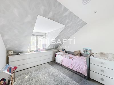 Maison - 123 m² - 5 pièces