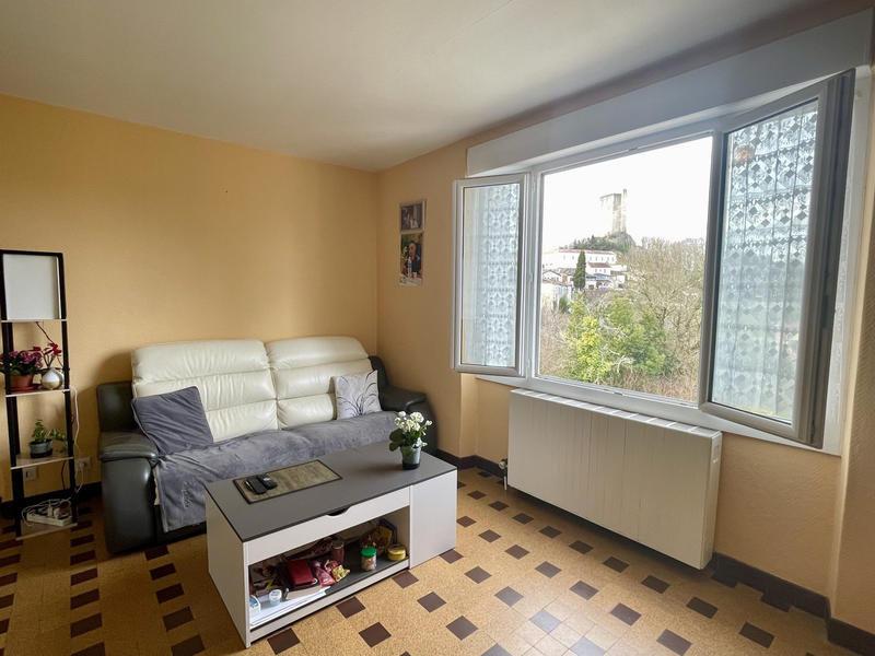 Maison traditionnelle - 70 m² - 4 pièces