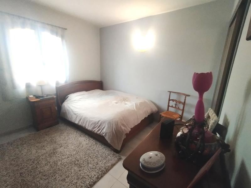 Maison - 260 m² - 8 pièces