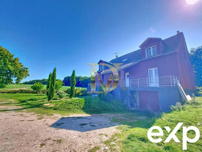 Maison - 245 m² - 9 pièces