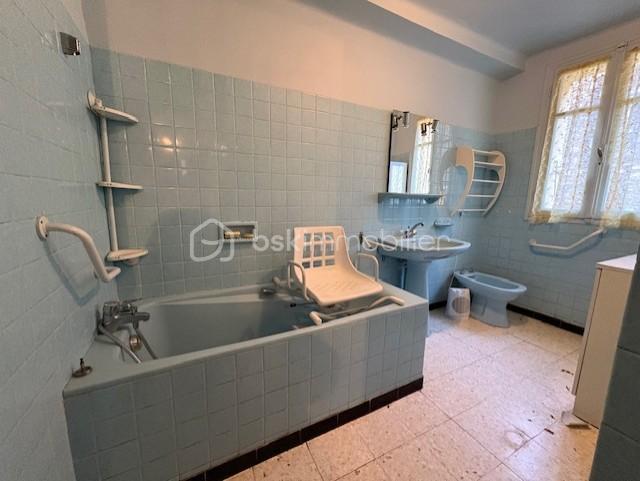 Maison de village - 86 m² - 6 pièces