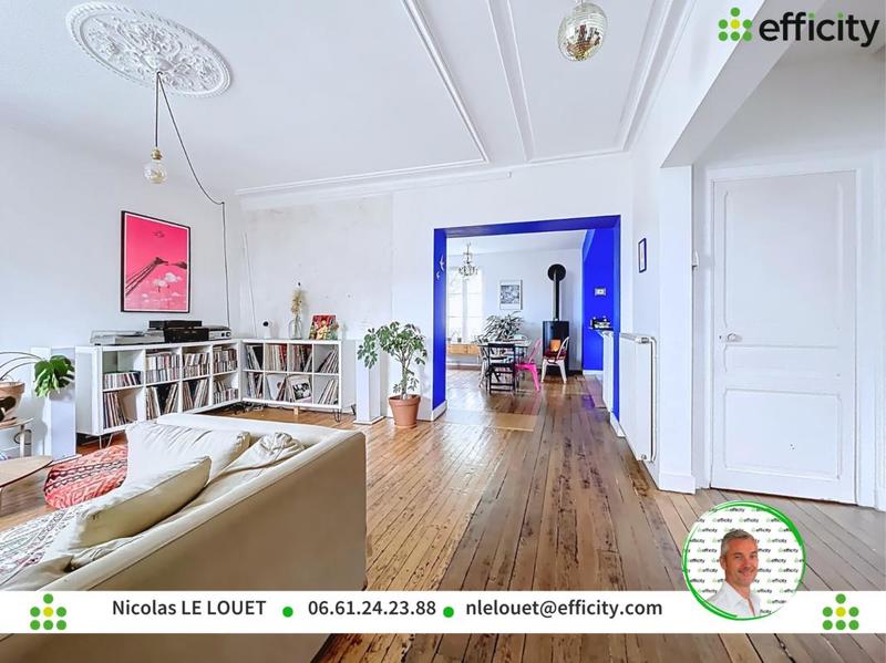 Maison - 171 m² - 8 pièces