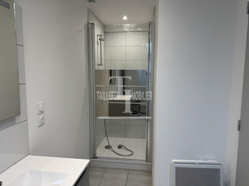 Appartement - 65 m² - 6 pièces