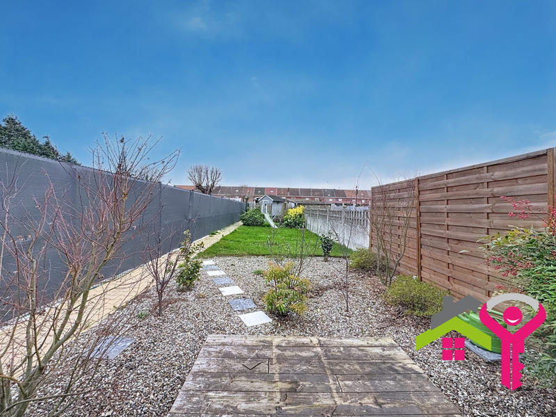 Maison - 125 m² - 6 pièces