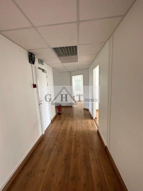 Bureau - 200 m²