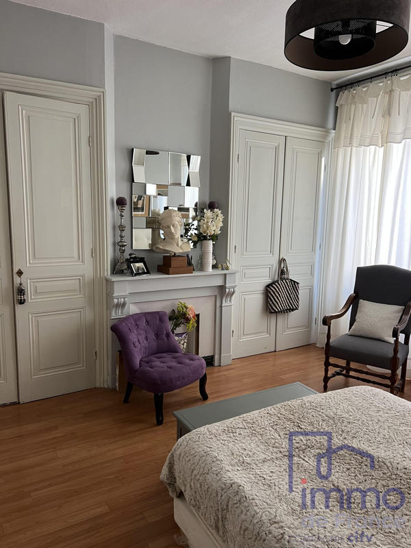 Appartement - 98 m² - 4 pièces