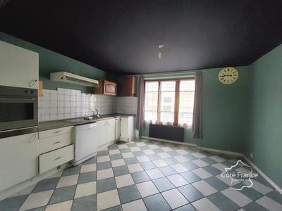 Maison - 138 m² - 6 pièces