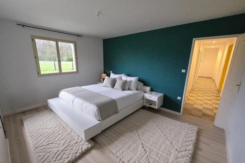 Maison - 206 m² - 7 pièces