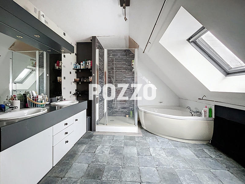 Maison - 132 m² - 5 pièces