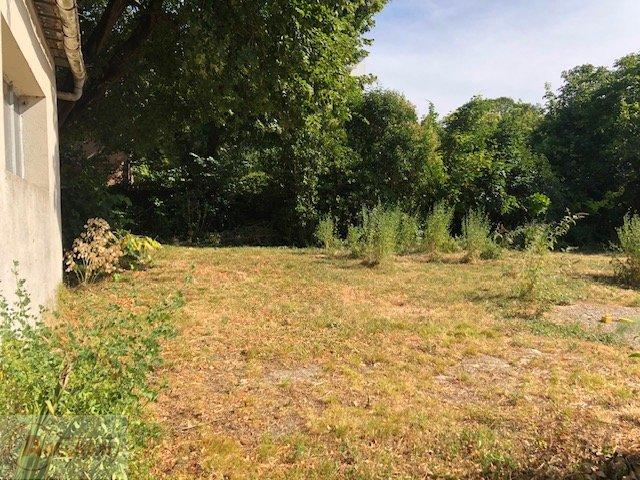 Terrain constructible - 402 m²