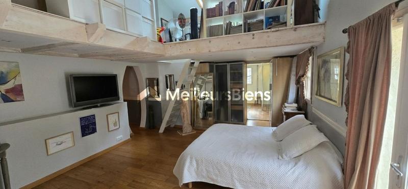 Mas - 210 m² - 8 pièces