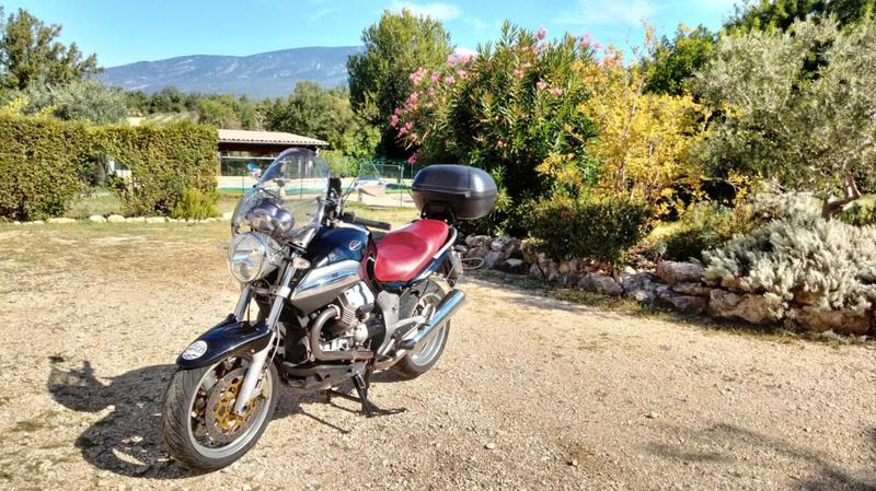 Moto Guzzi Breva 850 moto guzzi 0850 Gris