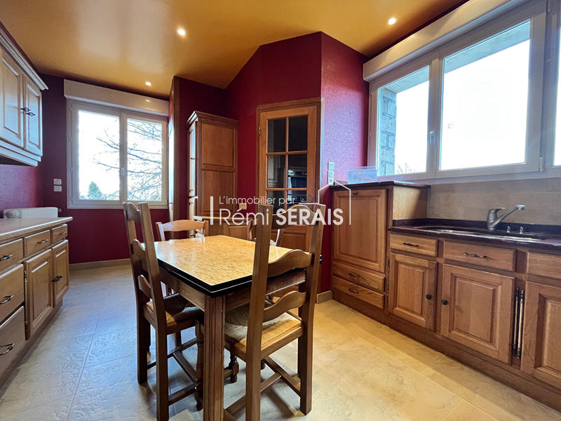 Maison - 167 m² - 6 pièces