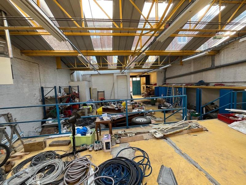 Local commercial - 270 m² - 1 pièce