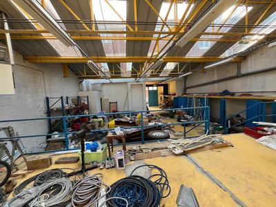 Local commercial - 270 m² - 1 pièce