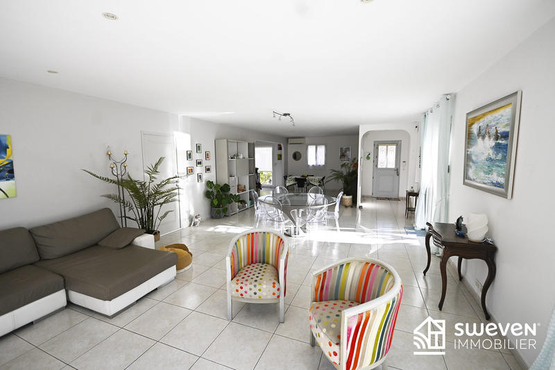 Villa - 140 m² - 4 pièces