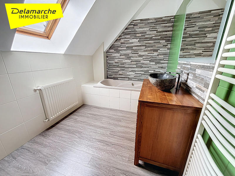 Maison - 189 m² - 8 pièces