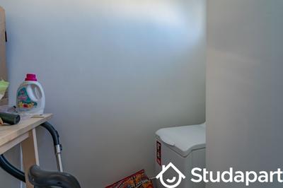 Chambre - 65 m² - 1 pièce