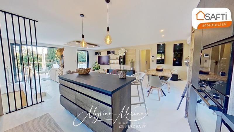 Villa - 180 m² - 8 pièces