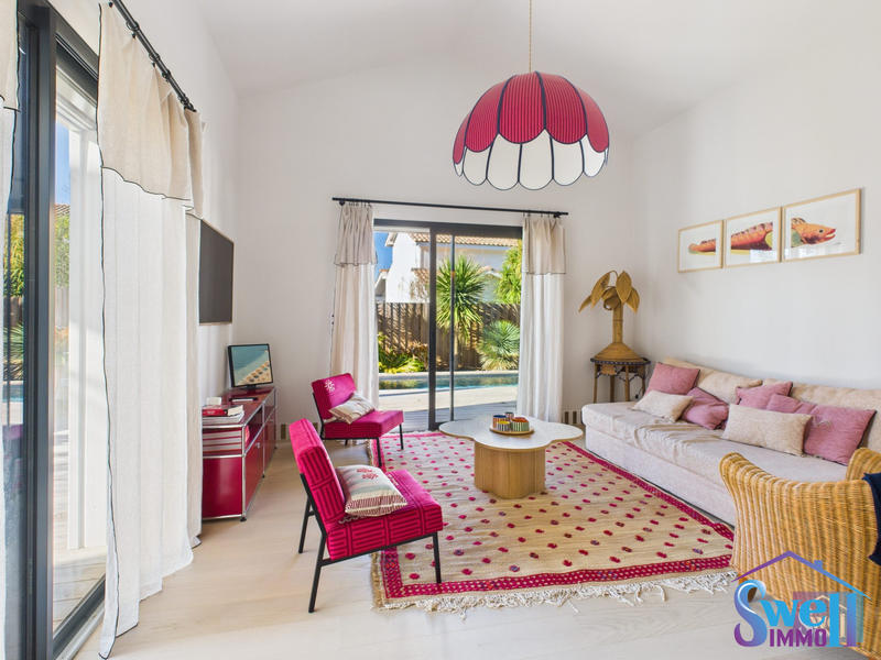 Maison - 138 m² - 5 pièces