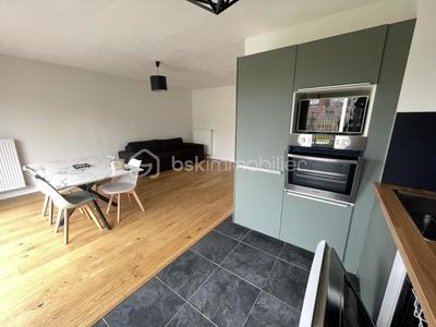 Maison - 112 m² - 5 pièces