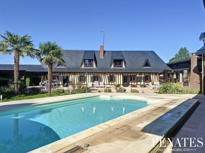 Villa - 360 m² - 6 pièces