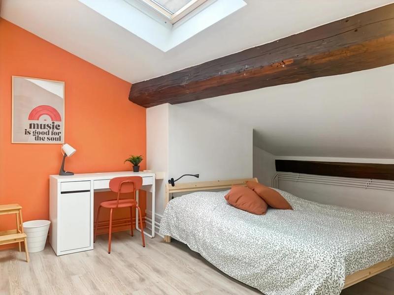 Duplex - 121 m² - 8 pièces