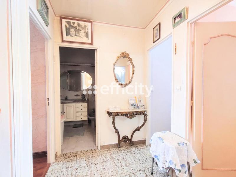 Appartement ancien - 105 m² - 5 pièces