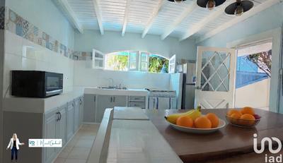 Maison - 400 m² - 6 pièces