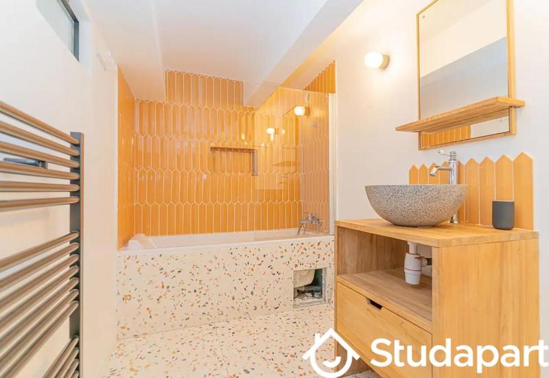 Chambre - 12 m² - 1 pièce