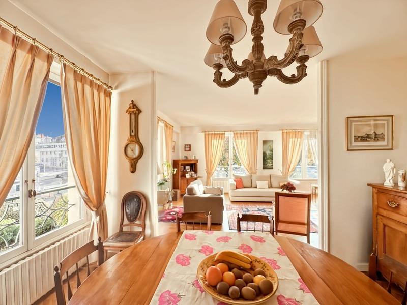 Appartement bourgeois - 130 m² - 5 pièces