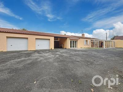 Maison - 94 m² - 4 pièces