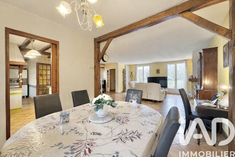 Maison - 197 m² - 8 pièces