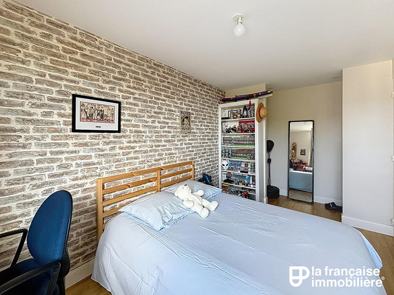 Maison - 180 m² - 6 pièces