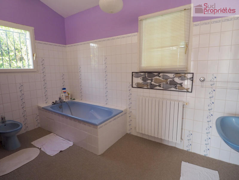 Maison traditionnelle - 132 m² - 5 pièces