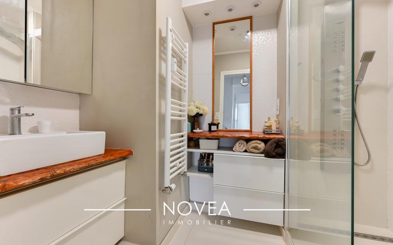 Appartement - 82 m² - 4 pièces