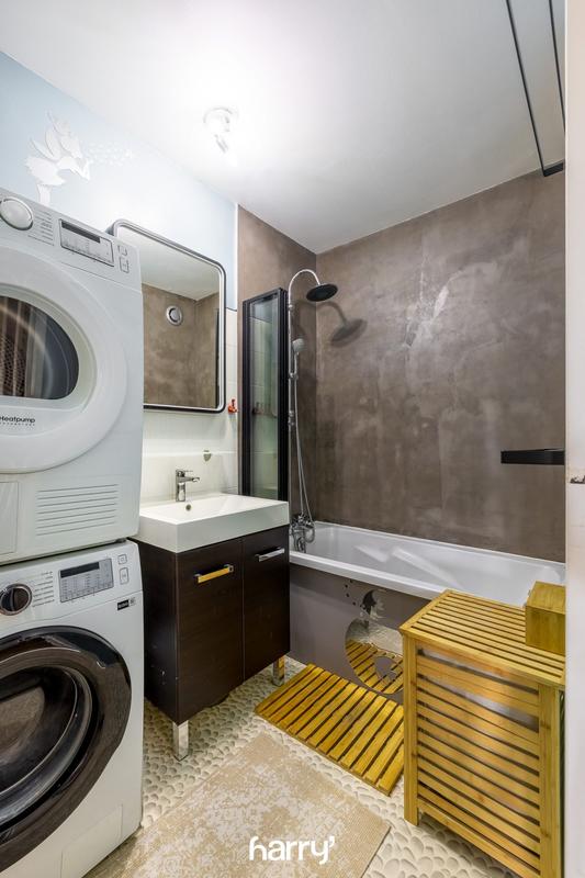 Appartement - 80 m² - 3 pièces