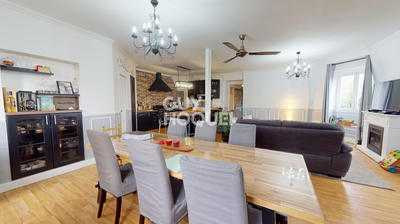 Appartement - 164 m² - 5 pièces