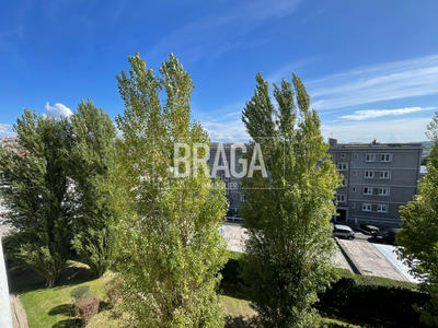 Appartement - 76 m² - 5 pièces