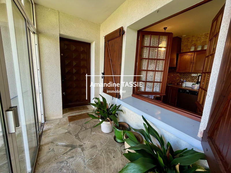 Maison - 230 m² - 8 pièces