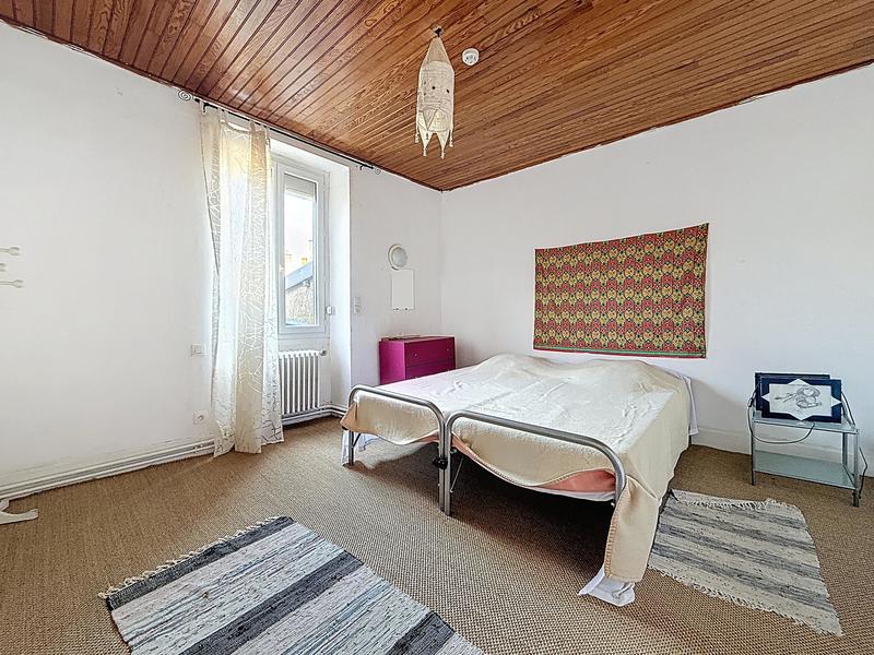 Maison ancienne - 302 m² - 12 pièces