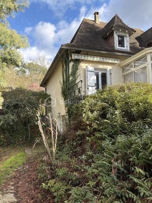 Maison - 162 m² - 7 pièces