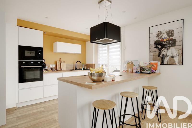 Maison - 104 m² - 5 pièces