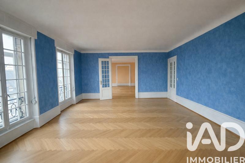 Appartement - 224 m² - 9 pièces