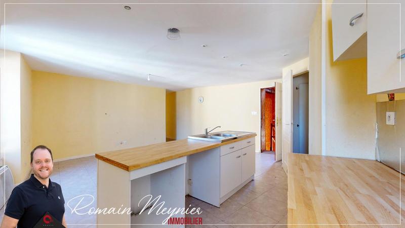 Immeuble - 180 m² - 9 pièces
