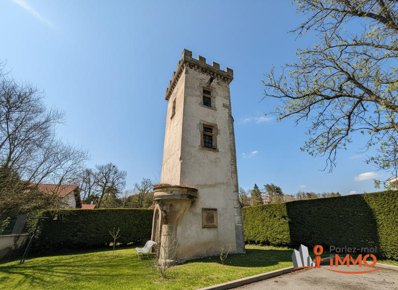 Appartement - 137 m² - 5 pièces