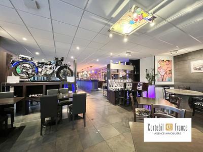 Local commercial - 300 m²