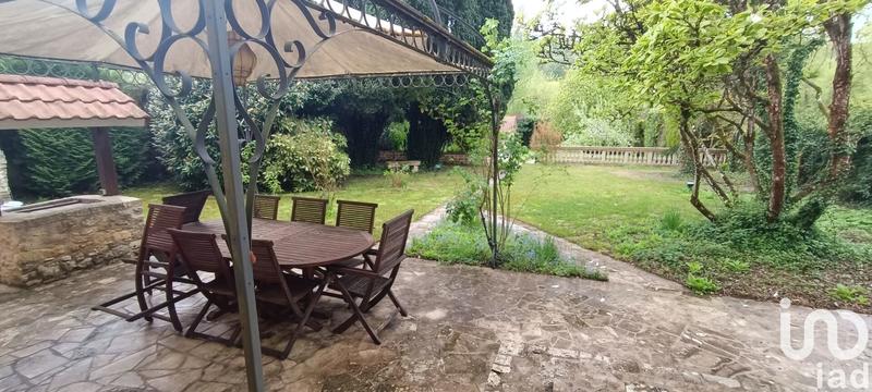 Maison de village - 362 m² - 10 pièces