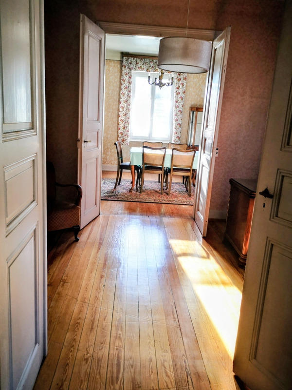 Appartement ancien - 99 m² - 4 pièces