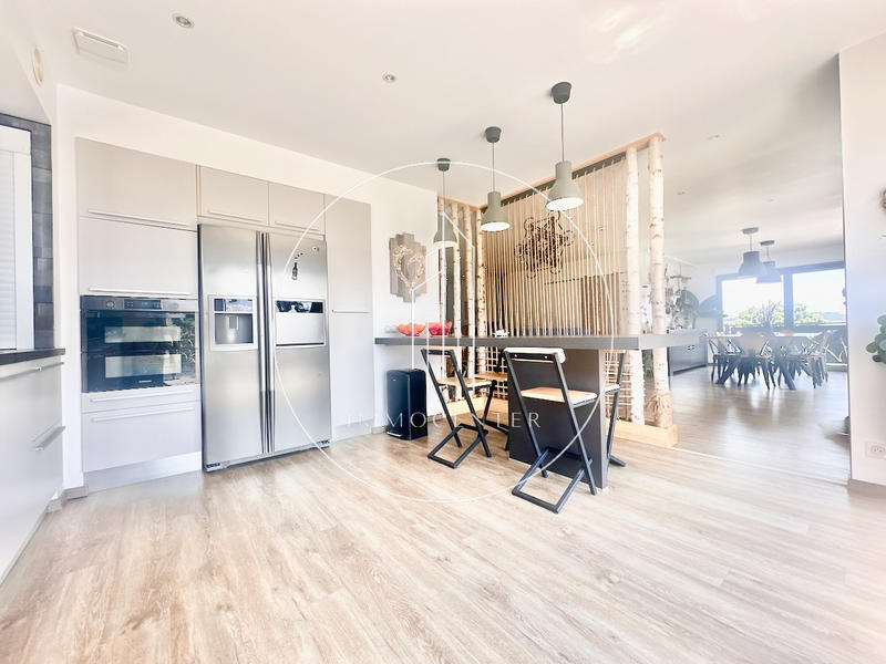 Villa - 190 m² - 7 pièces